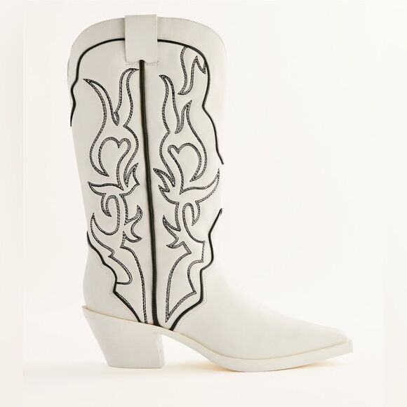 NEW $498 Reformation Olive Western Boot in black and white ivory - Picture 1 of 10